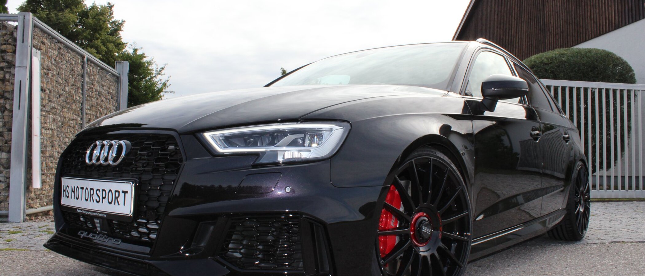 Audi RS3 mit OZ Superturismo